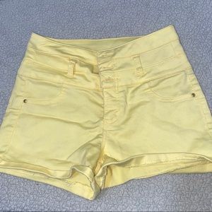 REFUGE YELLOW HIGH WAISTED SIZE 2 JEAN SHORTS